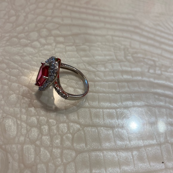 Silver ring - Picture 5 of 8